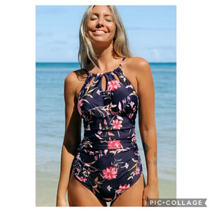 NWT Cupshe Rich Flower Cutout Tie Back One Piece Swimsuit in Navy Red Floral